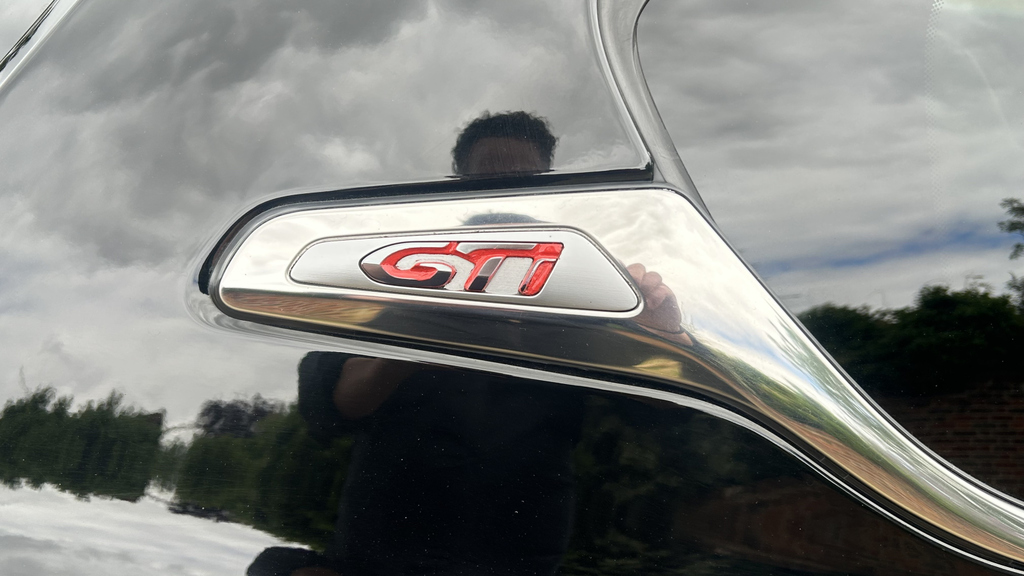 Peugeot 208 1.2 Puretech 82 Tech Edition Start Stop Hatc White #28