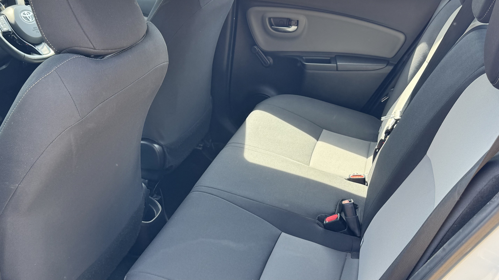 Toyota Yaris Icon Grey #18
