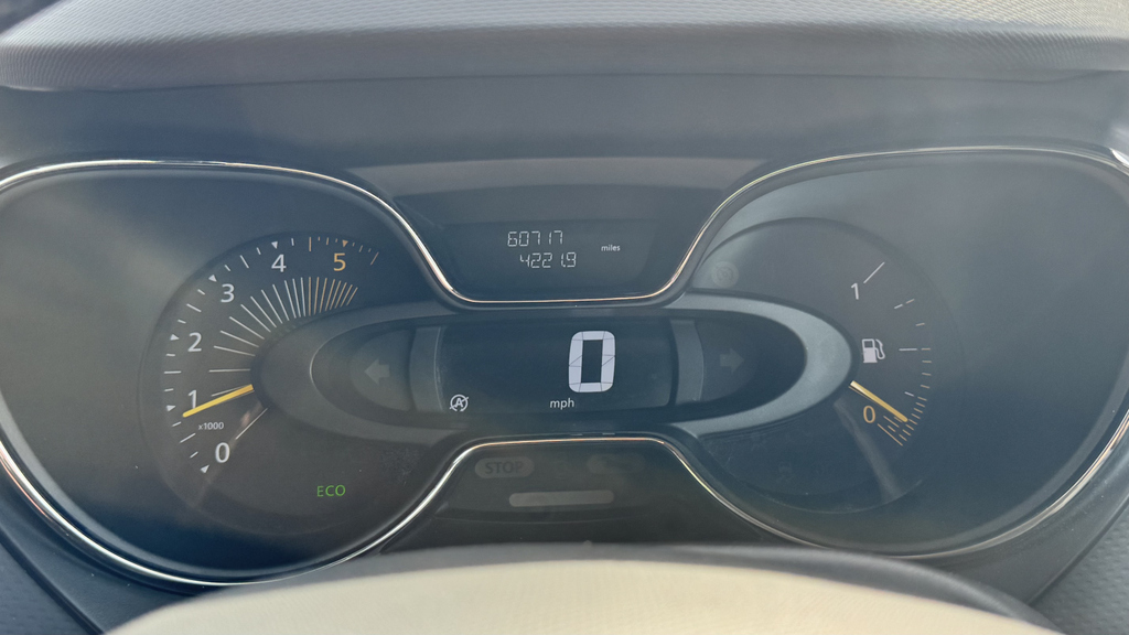 Renault Captur 1.5 Dynamique Medianav Energy Dci Ss 90 Bhp Orange #15