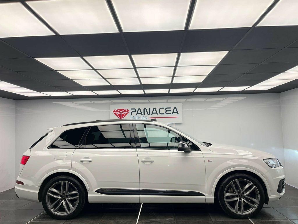 Audi Q7 3L Black Edition PV19OLO White #2