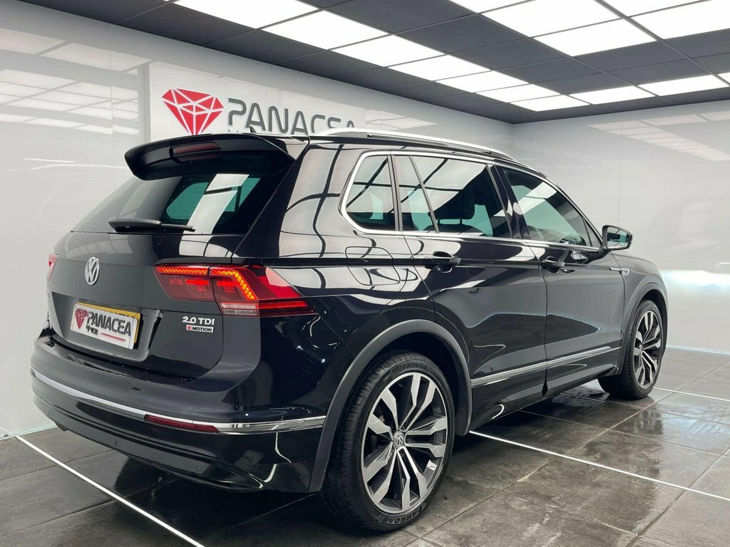 Volkswagen Tiguan 2L R-line Black #4