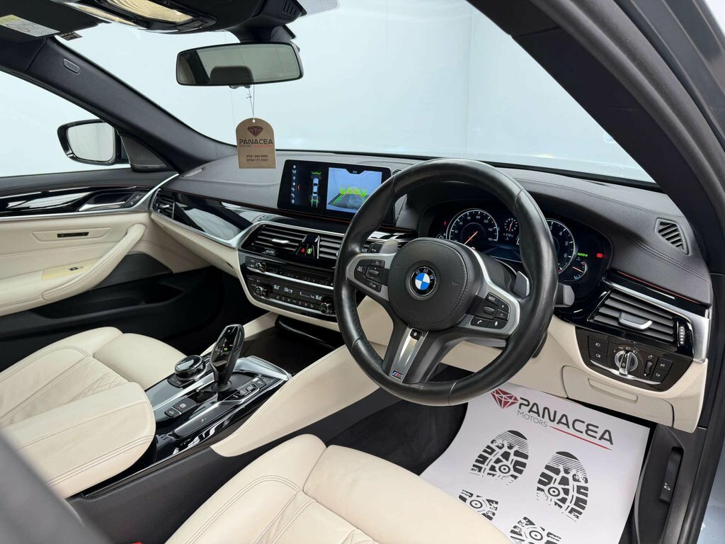 BMW 5 Series 3L M Sport Blue #3
