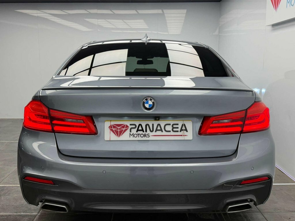 BMW 5 Series 3L M Sport Blue #4