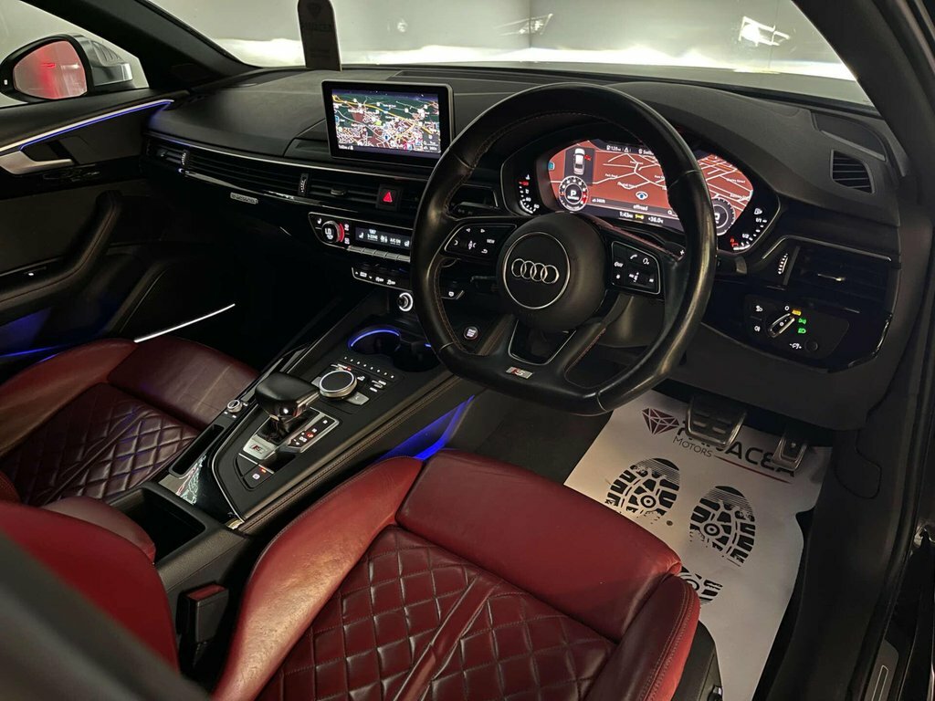 Audi S4 Saloon Black #2