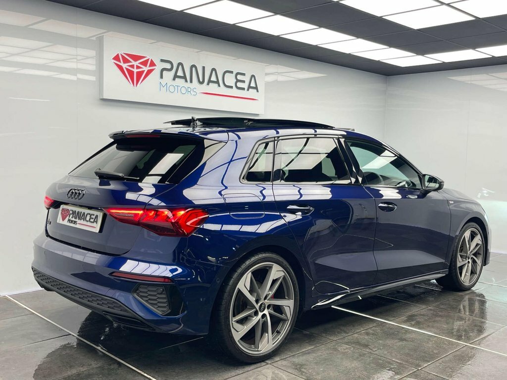 Audi A3 1.5L Black Edition Blue #4