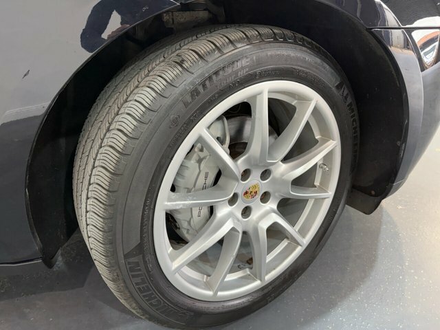 Porsche Macan 3.0 Td V6 S Suv Pdk 4Wd Euro 6 Ss 2 SW66LAA Black #4