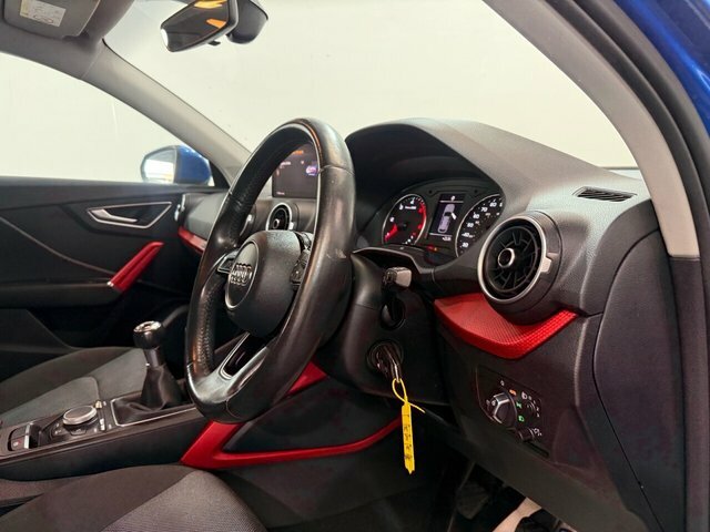 Audi Q2 S Line  #13