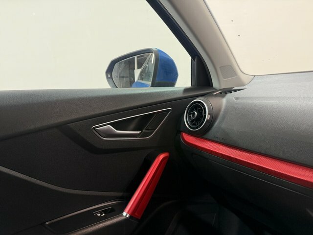 Audi Q2 S Line  #25