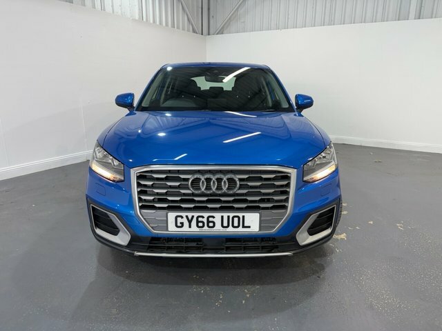 Audi Q2 S Line  #3