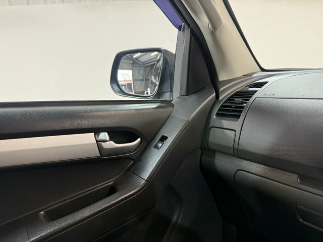 Isuzu D-Max Td Utah Double Cab U1935 Black #27