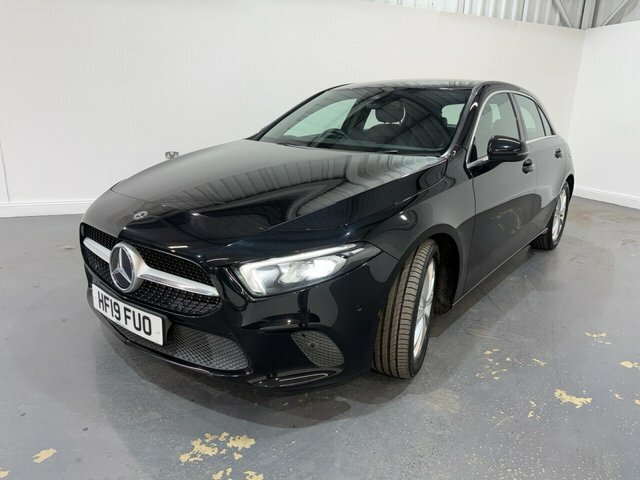 Mercedes-Benz A Class 1.5 A180d Sport Executive Hatchback 7 Black #3