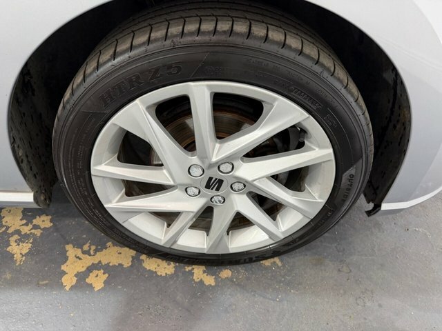 Seat Ibiza 1.0 Tsi Fr Hatchback Euro 6 Ss NX23YRP Silver #6