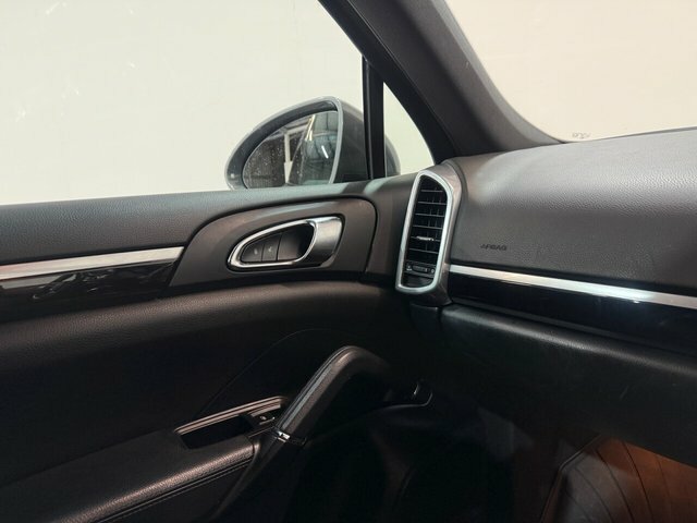 Porsche Cayenne 3.0 D V6 Tiptronic S 262 Bhp Grey #26