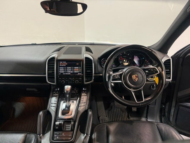 Porsche Cayenne 3.0 D V6 Tiptronic S 262 Bhp Grey #17