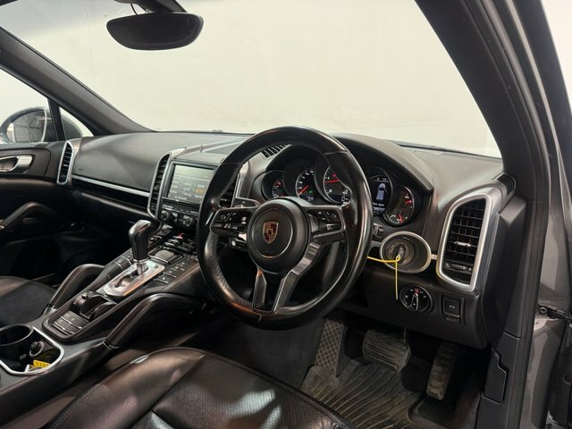Porsche Cayenne 3.0 D V6 Tiptronic S 262 Bhp Grey #14