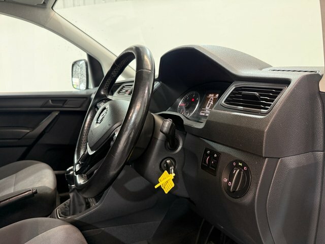 Volkswagen Caddy C20 Panel Van Highline Swb Eu6 150 Ps 2.0 Tdi Bmt Black #12