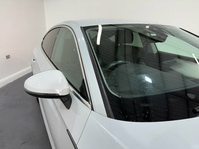 Audi A5 2.0 Tdi Sport Sportback S Tronic Quattr White #6