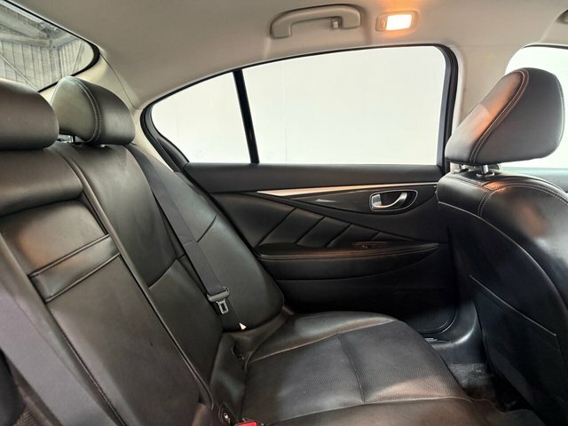 Infiniti Q50 Executive Black #13