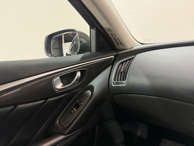 Infiniti Q50 Executive Black #21