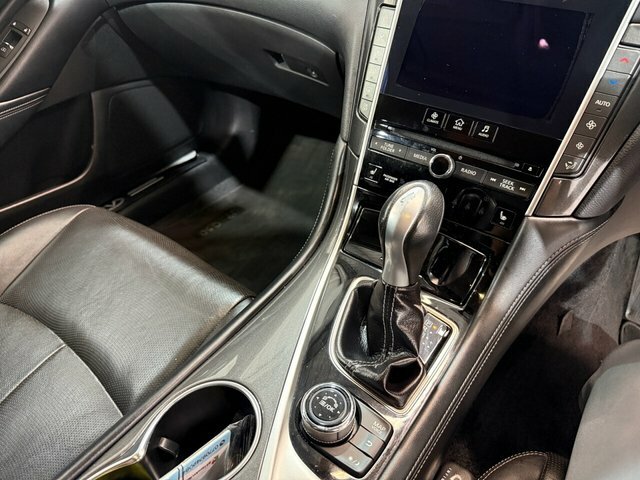 Infiniti Q50 Executive Black #18