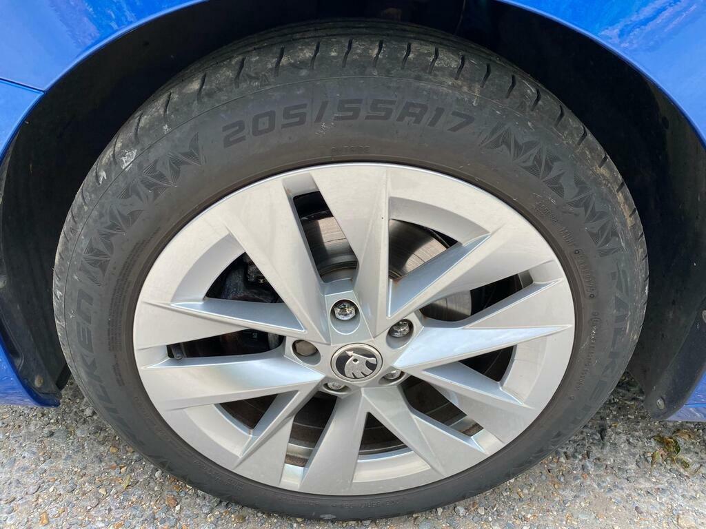 Skoda Octavia 2021 Estate 2.0Tdi 116Ps Se L Scr Grey #21