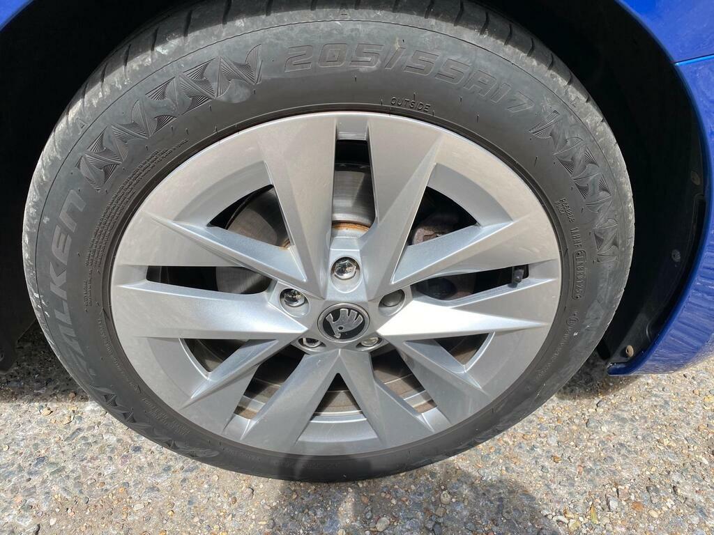 Skoda Octavia 2021 Estate 2.0Tdi 116Ps Se L Scr Grey #19
