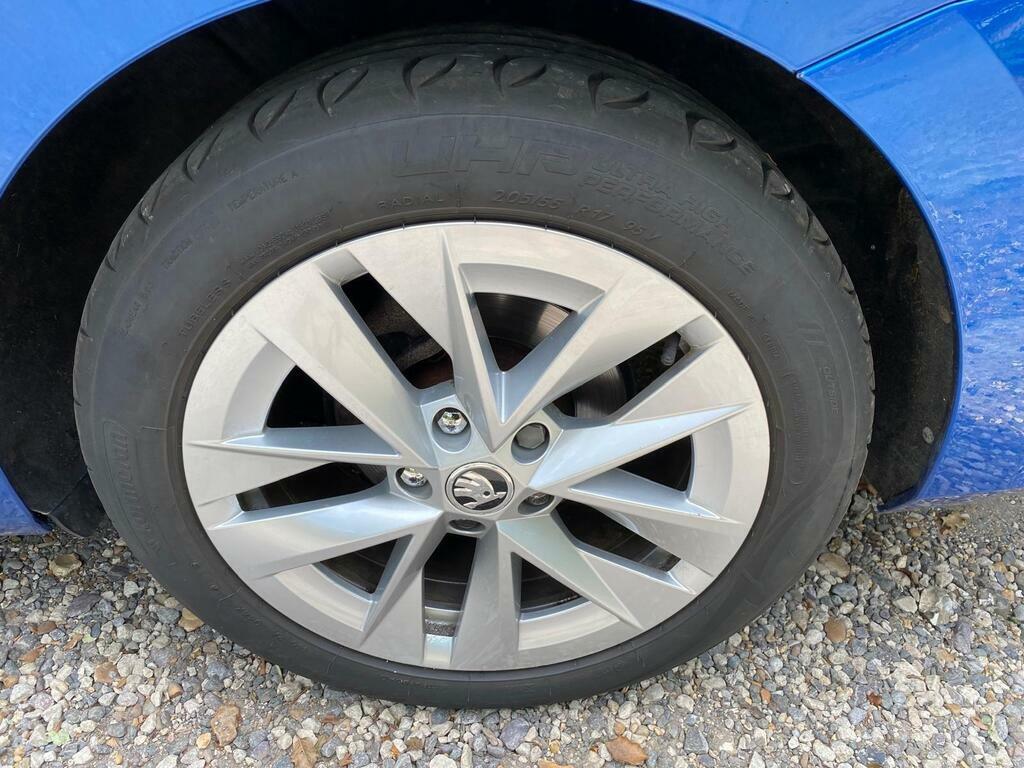 Skoda Octavia 2021 Estate 2.0Tdi 116Ps Se L Scr Grey #20