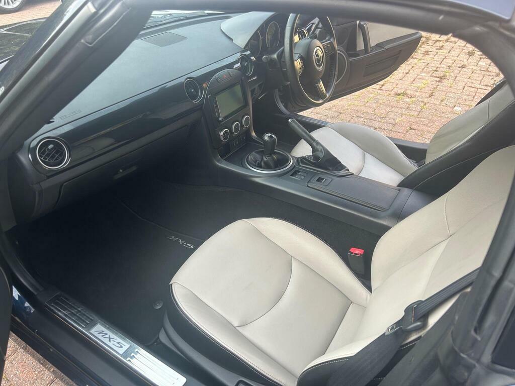Mazda MX-5 2.0I Sport Tech Red #10