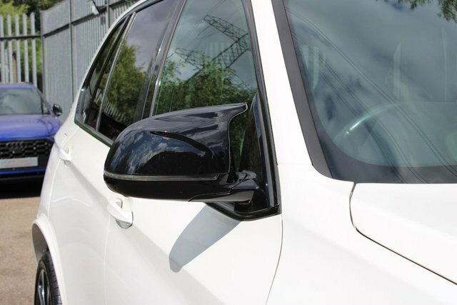 BMW X5 Xdrive40d M Sport White #57
