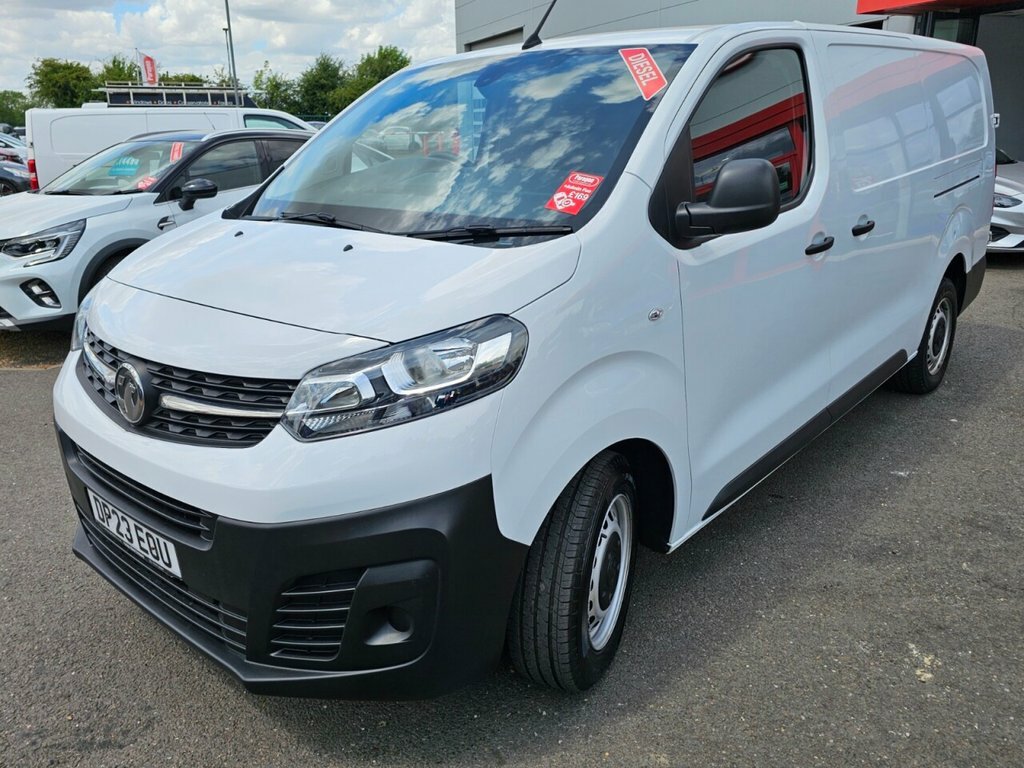 Vauxhall Vivaro 1.5L Prime 6Dr DP23EOU White #5