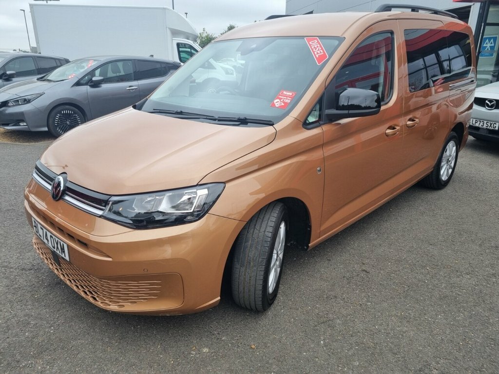 Volkswagen Caddy Maxi Life 2L Life Brown #5