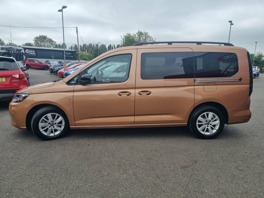 Volkswagen Caddy Maxi Life 2L Life Brown #6