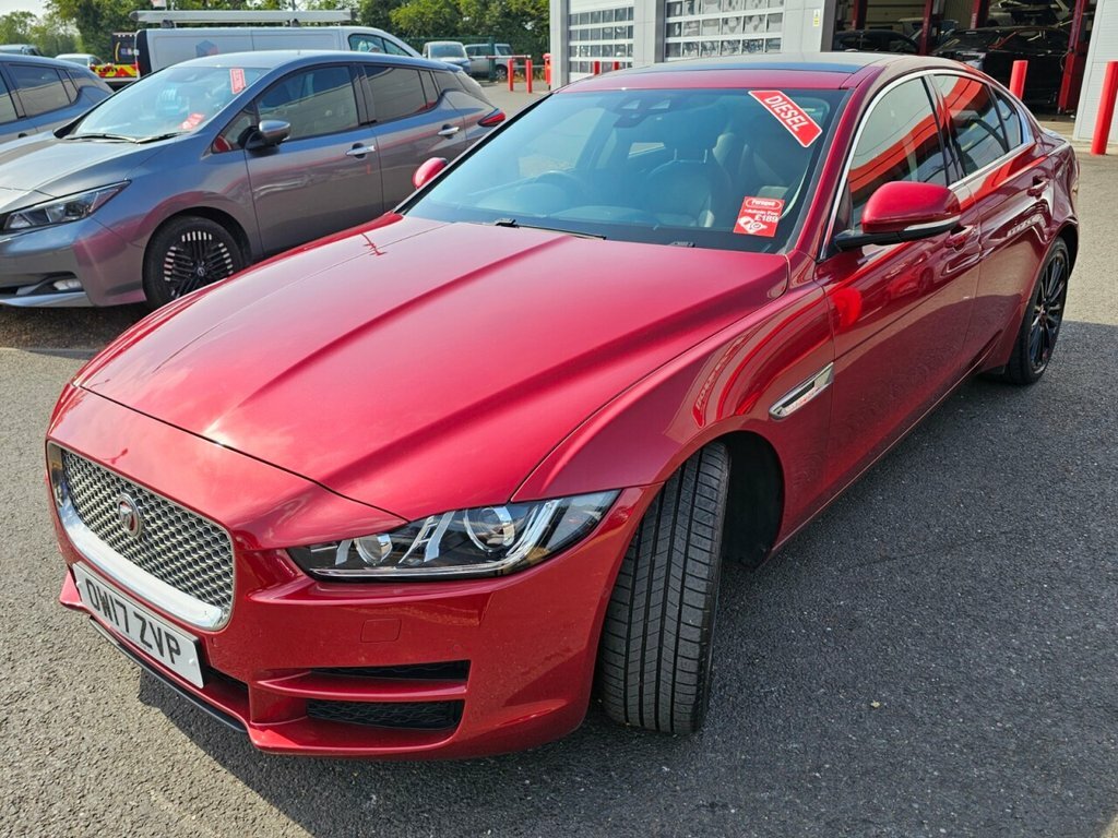 Jaguar XE 2L Portfolio OW17ZVP Red #5