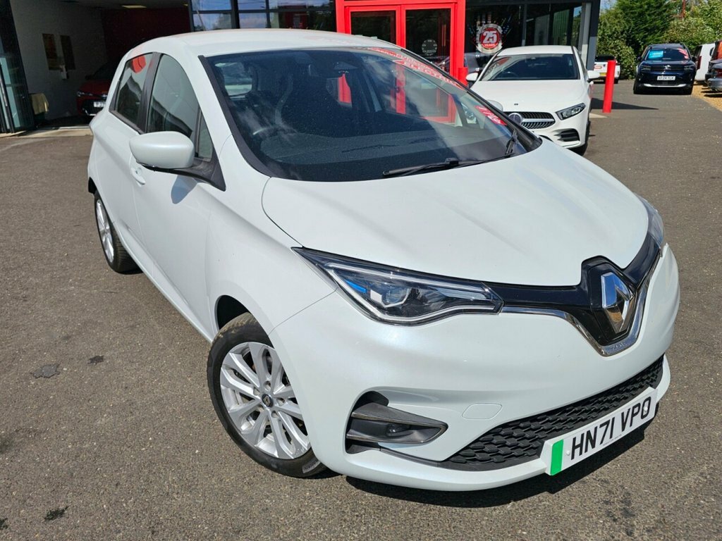 Renault Zoe Zoe Iconic Rapid Charge Ev 50 HN71VPO White