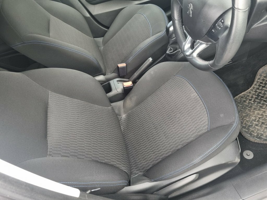 Peugeot 208 208 Tech Edition Ss Grey #13