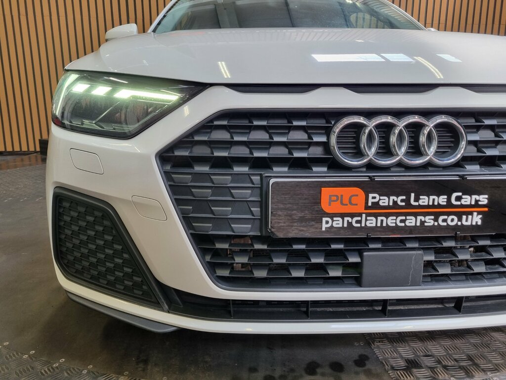 Audi A1 1.0 Tfsi 25 Technik Sportback - PK20KCX White #5