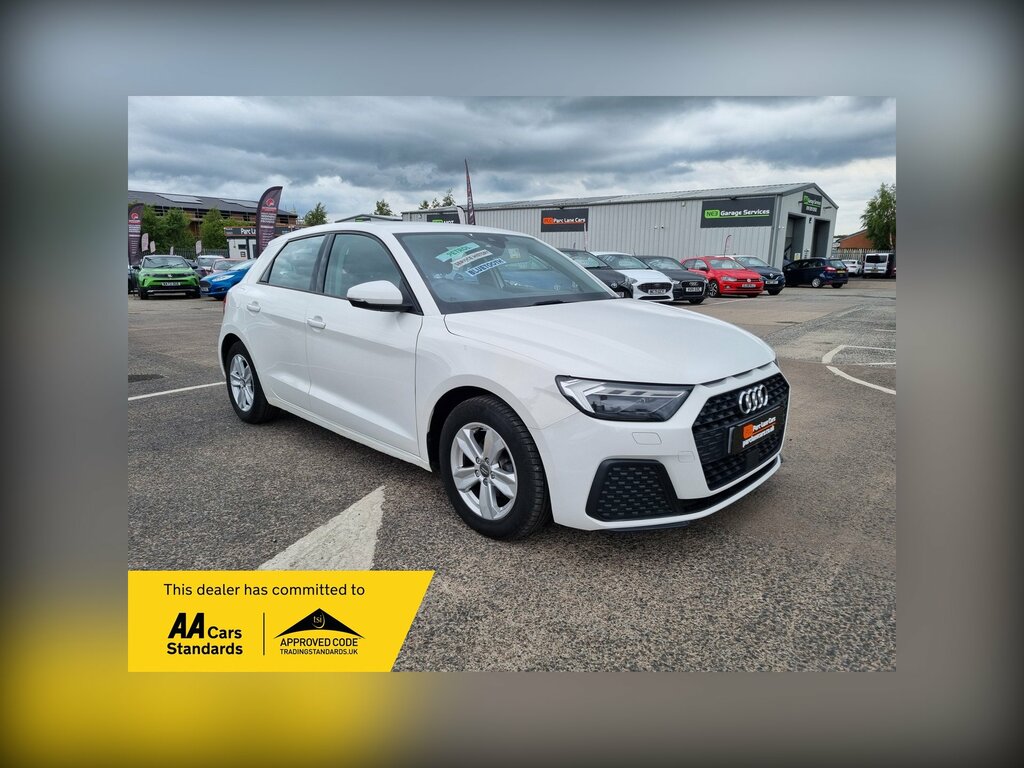 Audi A1 1.0 Tfsi 25 Technik Sportback - White