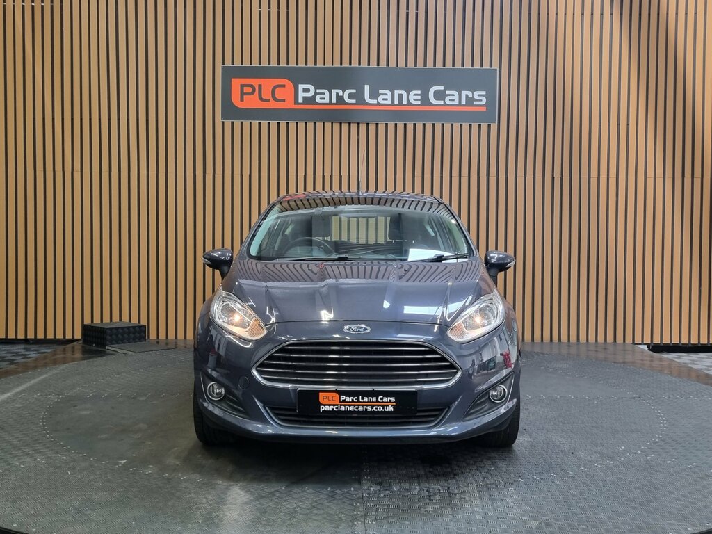 Ford Fiesta 1.6 Zetec Hatchback - Only 42 Grey #2