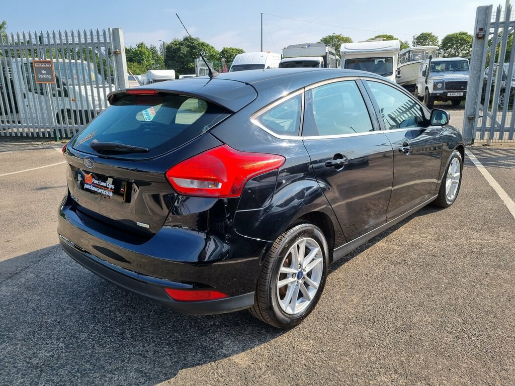 Ford Focus 1.0T Ecoboost Zetec Nav Hatchback - Great Service SD16GPY Black #5