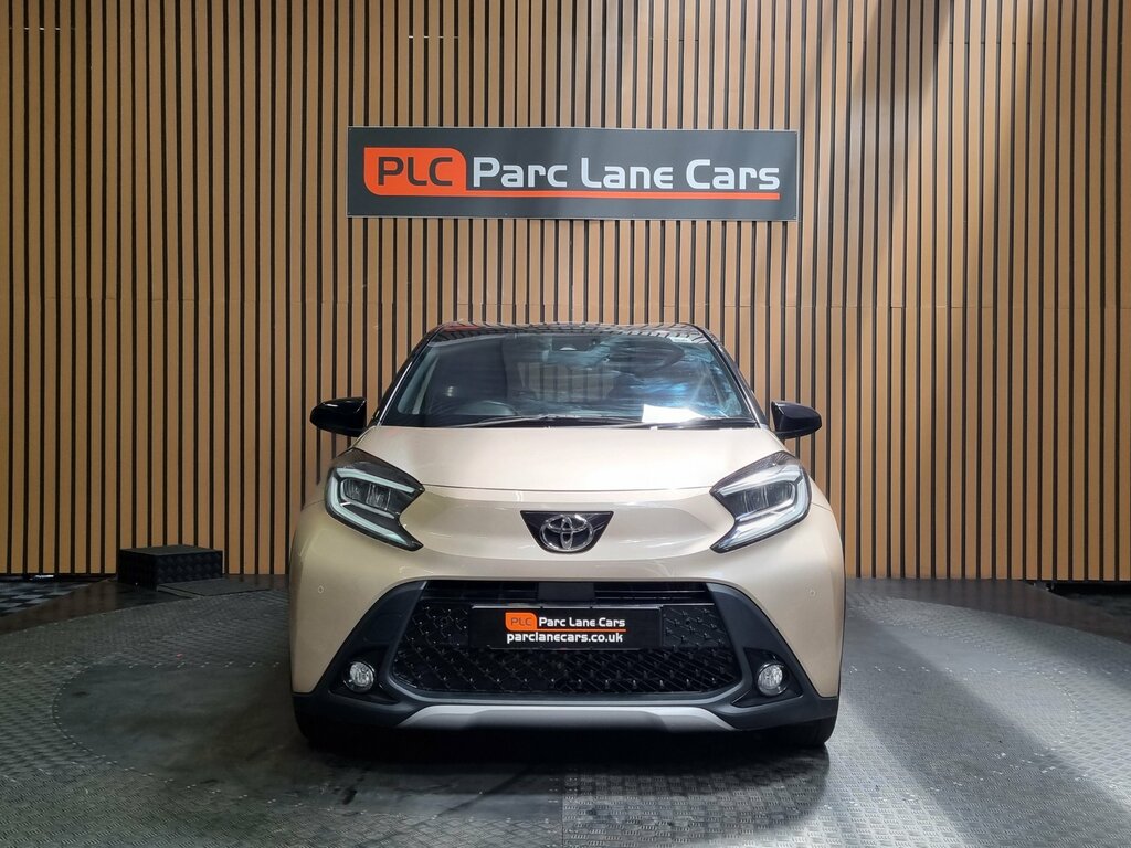 Toyota Aygo X 1.0 Vvt-i Exclusive Hatchback - NC23XXL Beige #5