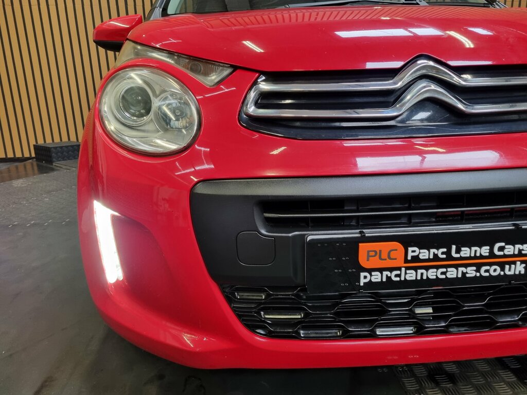 Citroen C1 1.0 Vti Feel Hatchback - 20 Pounds Road Red #4