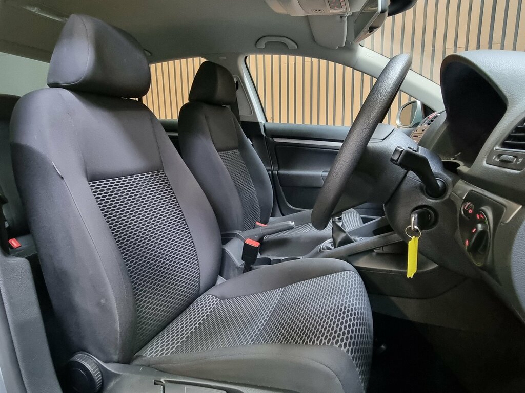 Volkswagen Jetta 1.4 S Tsi Silver #28