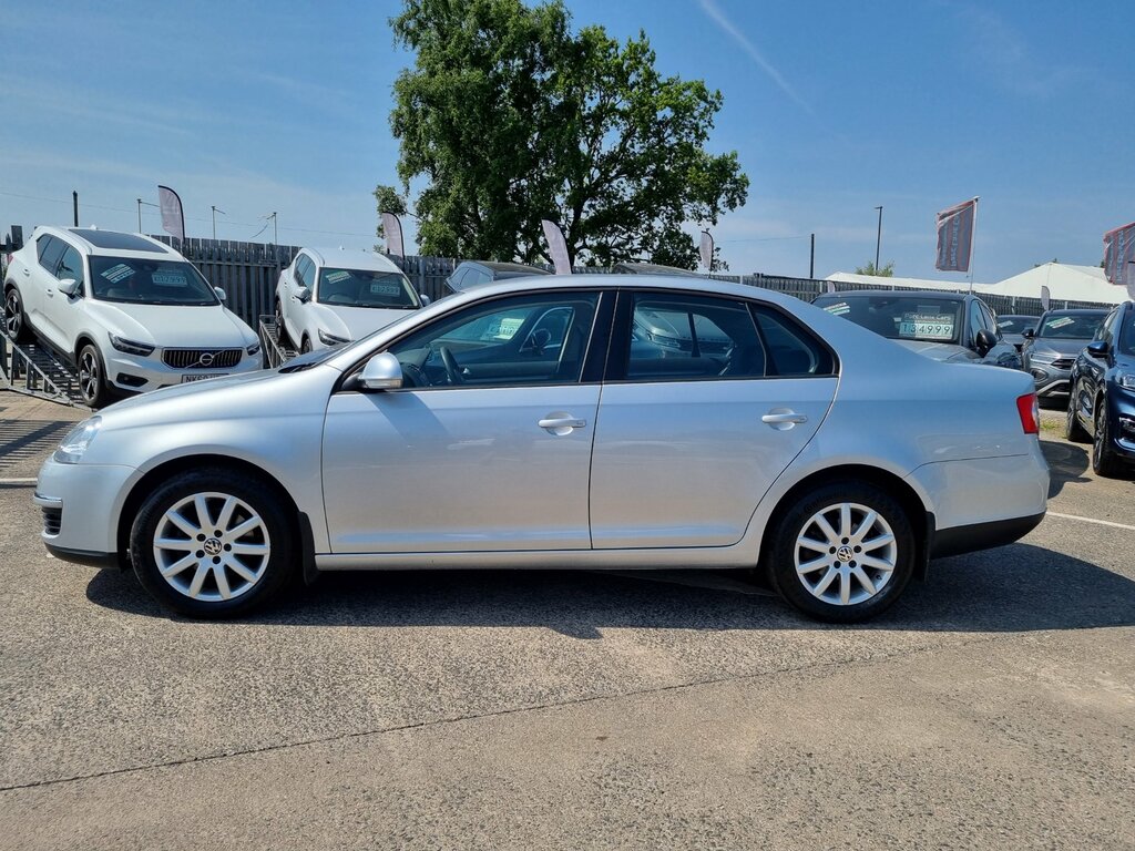 Volkswagen Jetta 1.4 Tsi S Saloon Euro 4 122 Ps Silver #3