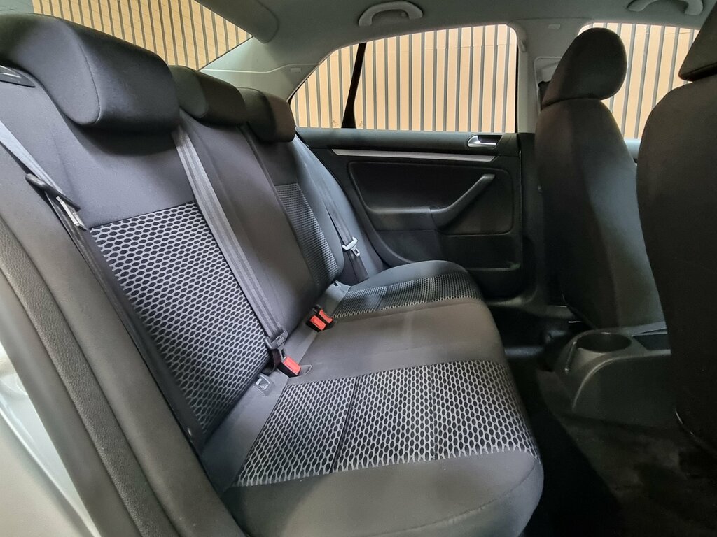 Volkswagen Jetta 1.4 S Tsi Silver #32