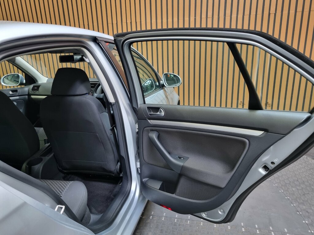 Volkswagen Jetta 1.4 S Tsi Silver #30