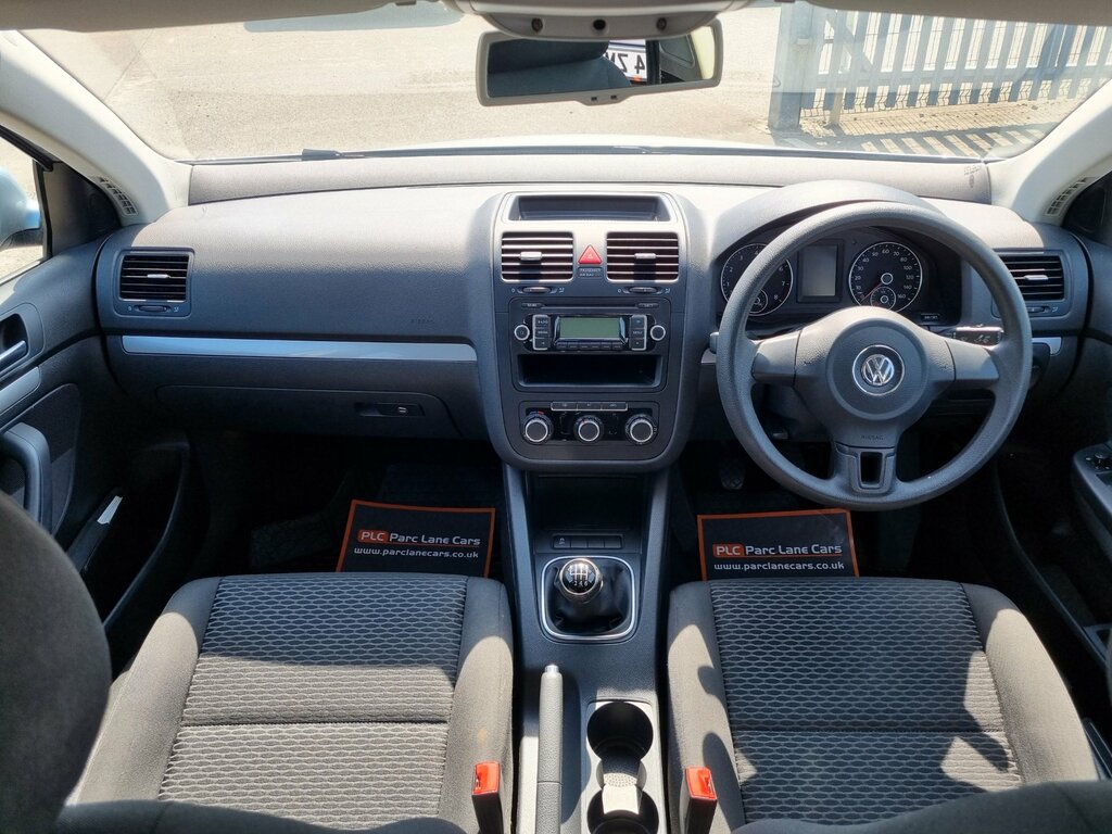 Volkswagen Jetta Se Silver #11