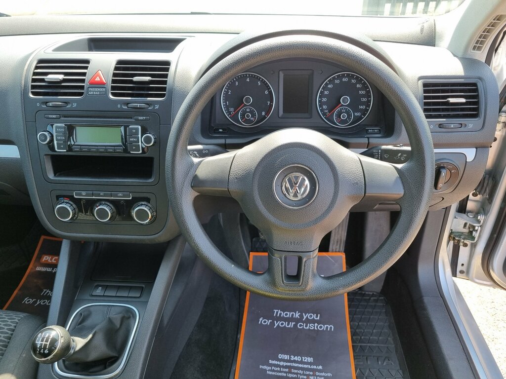 Volkswagen Jetta Se Silver #9