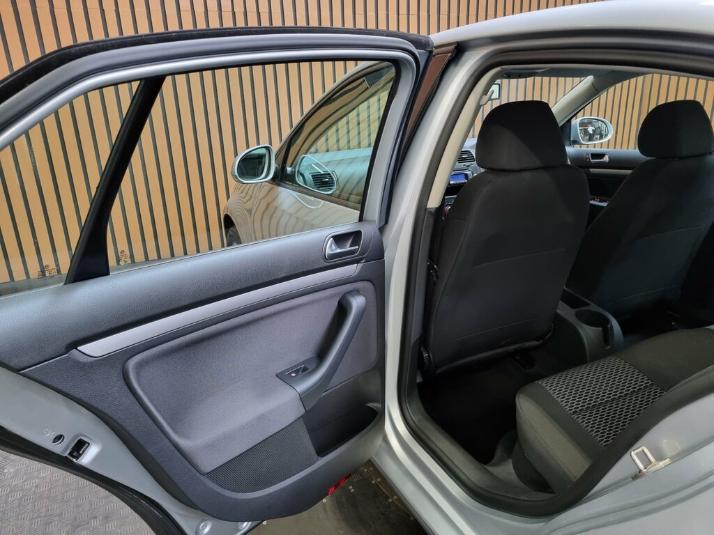 Volkswagen Jetta 1.4 S Tsi Silver #36