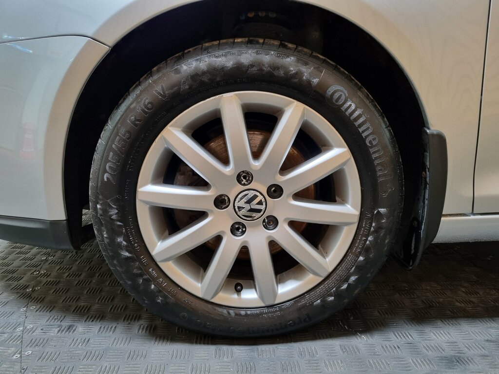 Volkswagen Jetta 1.4 S Tsi Silver #18