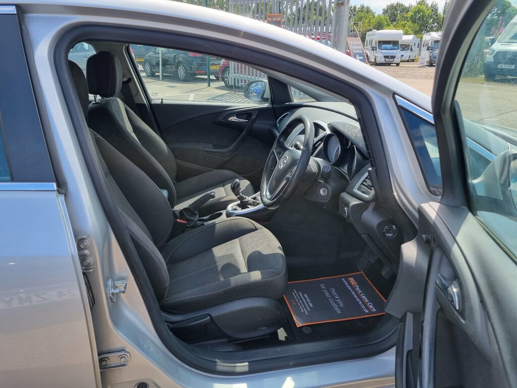 Vauxhall Astra 1.6I Sri Hatchback - Only 58000 Miles - Silver #5